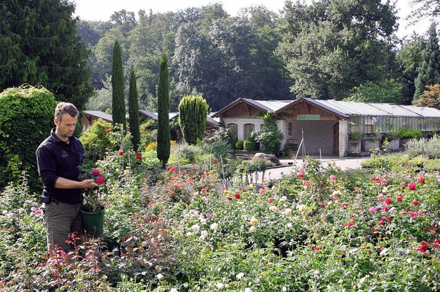 Er hat einen Rosengarten: Christoph Vonderstra  | Foto: harald albiker
