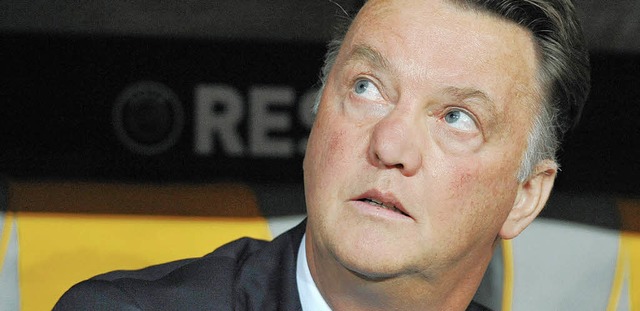 Hat auch schon mal frhlicher geguckt: Bayern-Trainer  van Gaal   | Foto: dpa