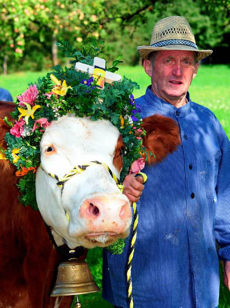 Impressionen vom Almabtrieb in Simonswald und der Bauernolympiade Impressionen vom Almabtrieb in Simonswald und der Bauernolympiade
