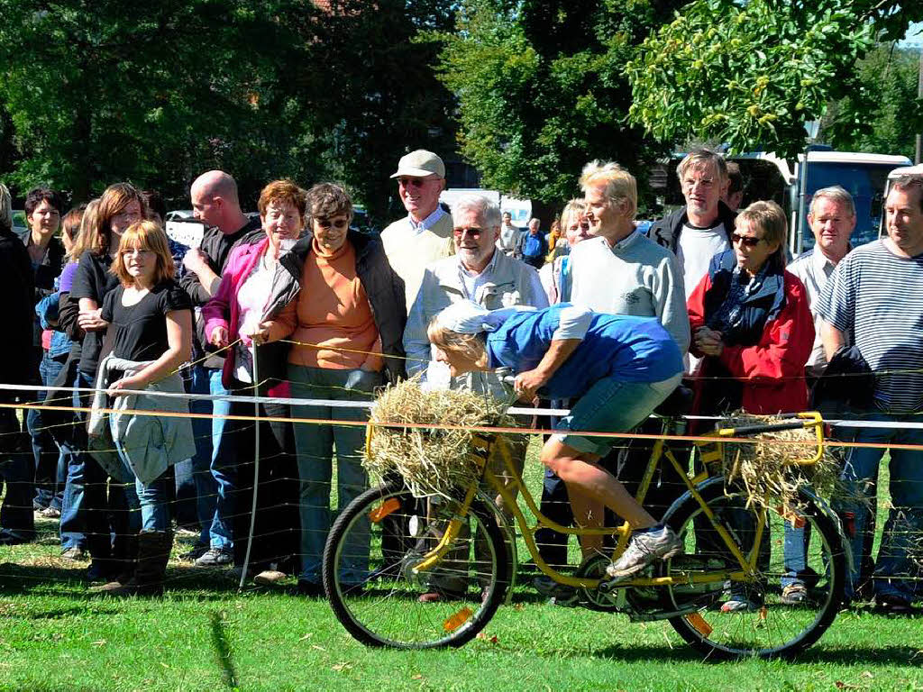 Impressionen vom Almabtrieb in Simonswald und der Bauernolympiade Impressionen vom Almabtrieb in Simonswald und der Bauernolympiade