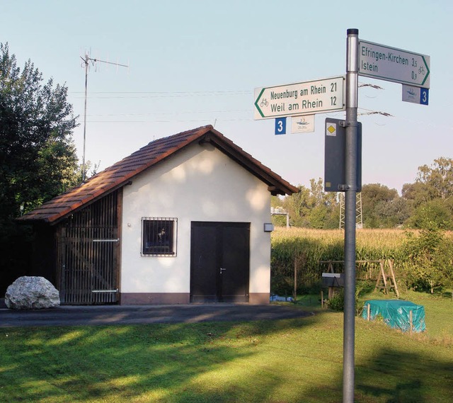 Beim Pumpwerk an der L 137 bei Istein ...s aus der Kanalisation gebaut werden.   | Foto: langelott