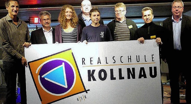 Vertreter des Elternbeirates, des Frd...das neue Logo der Realschule Kollnau.   | Foto: Fotos: Eberhard Weiss