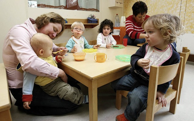 Individuelle und flexible Betreuung is...inkindbetreuung auch auf Tageseltern.   | Foto: dpa