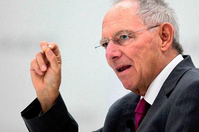 Schäuble muss erneut für vier Wochen ins Krankenhaus