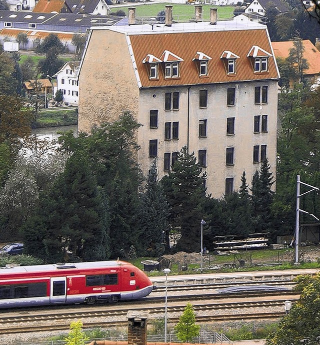 Soll im nchsten Jahr  wieder bewohnt  werden: das Waldshuter Rheinschloss   | Foto: huber