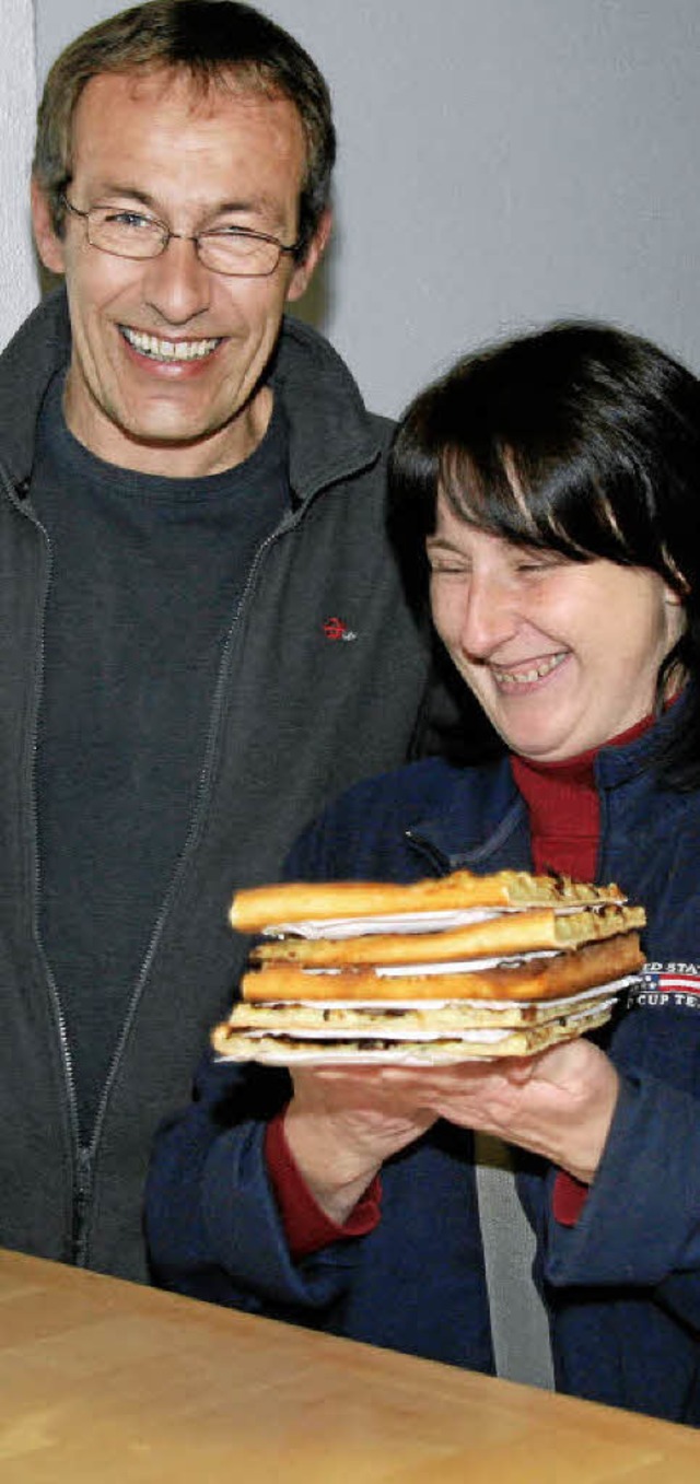 Auch in Bickensohl war der Zwiebelkuchen hei begehrt.  | Foto: Herbert Trogus