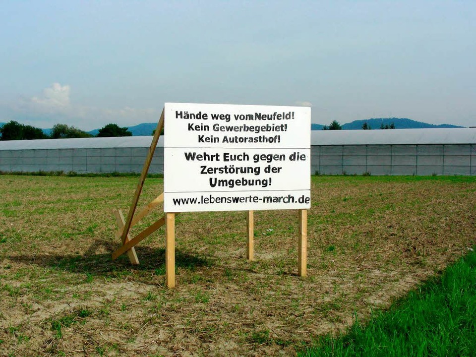 Protest: Eine Brgerinitiative lehnt n... das von March geplante Gewerbegebiet.  | Foto: Mario Schneberg