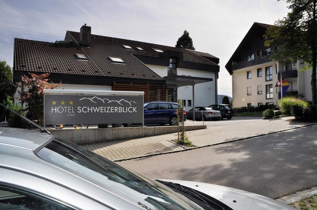 Das Hotel Schweizerblick ist inzwische...efristeten Pachtvertrag abschlieen.    | Foto: elisabeth willers