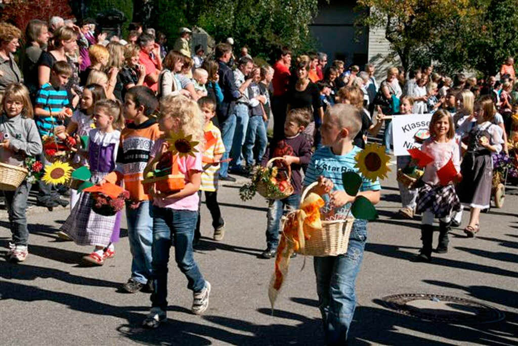 Der Erntedankumzug in Niederwihl war eine runde Sache.