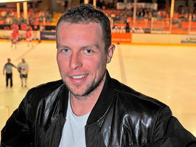 NHL-Star Dany Heatley zu Gast im Freiburger Eisstadion.  | Foto: Patrick Seeger