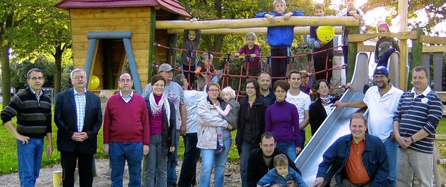 Den Narren sei dank: Griheim hat einen (fast) neuen Spielplatz.   | Foto: Lsch