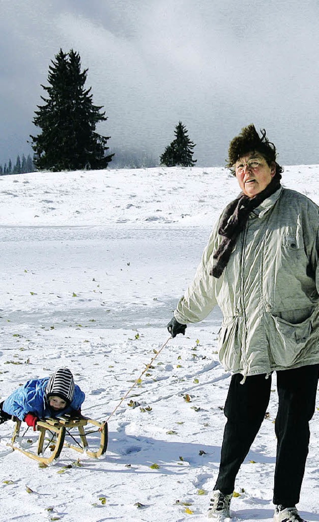 Am 8. Oktober 2003 prsentierte sich d... in einem geschlossenen weien Kleid.   | Foto: Eva Weise