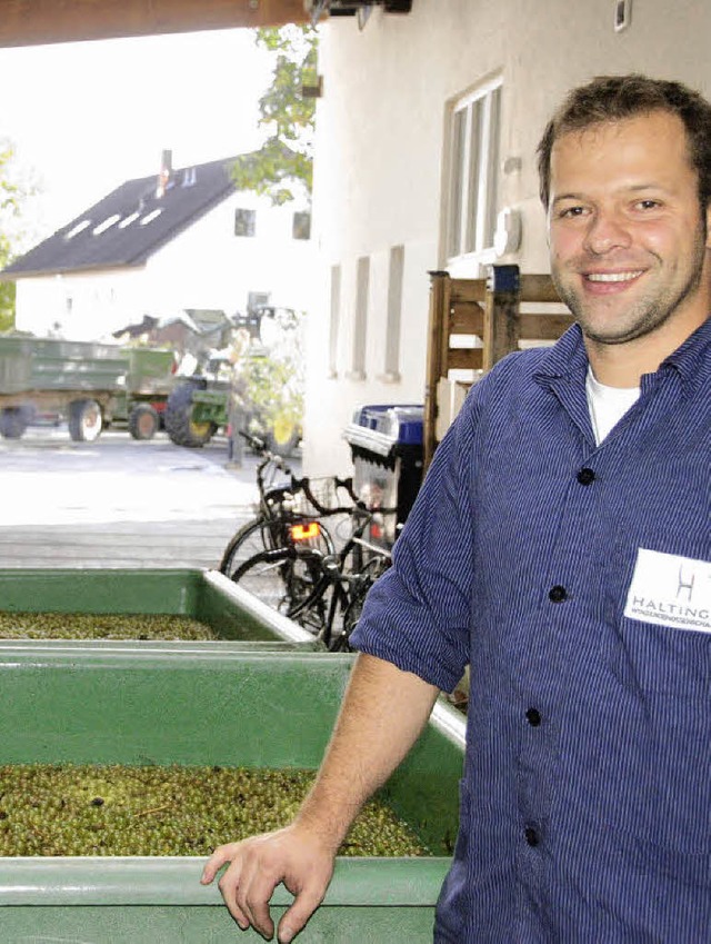 Kellermeister Markus Bchin hat gut la...n einen gehaltvollen, guten Jahrgang.   | Foto: SENF