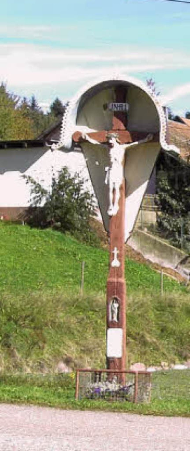 Ziel der Samstagstour: Wegekreuz beim Prechter Hof im Ortsteil Uhlsbach  | Foto: Nikolaus Bayer