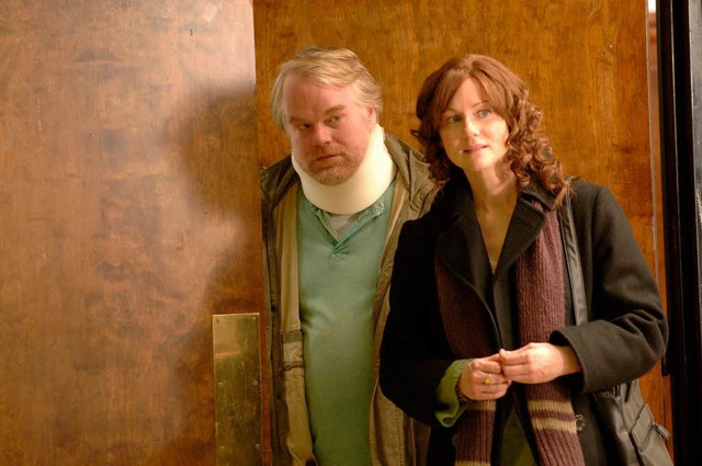 Zu sehen ist auch der Film &#8222;Die ...ra Linney  und Philip Seymour Hoffman.  | Foto: len