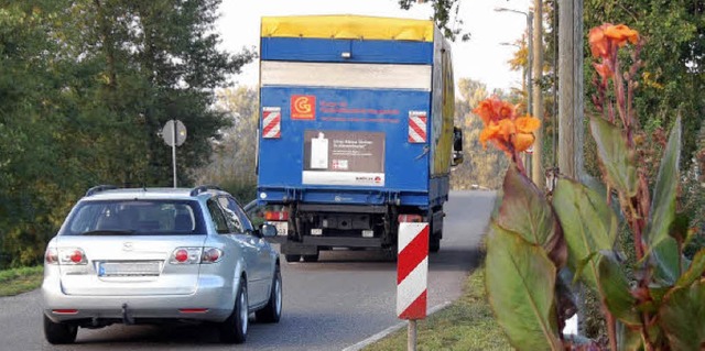 Auf der Mrkter Autobahnbrcke kann es...ur lsst aber weiter auf sich warten.   | Foto: Lauber