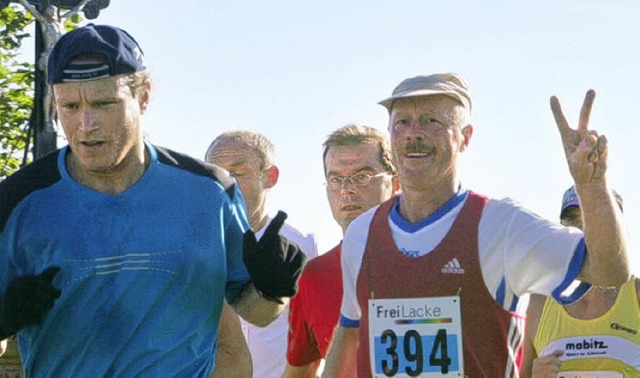 Gut gelaunte Lufer beim  Marathon-Klassiker in Brunlingen   | Foto: Direvi