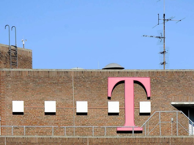 Rund 100 Telekom-Mitarbeiter verlieren...z in der Zentrale an der Berliner Alle  | Foto: Ingo Schneider