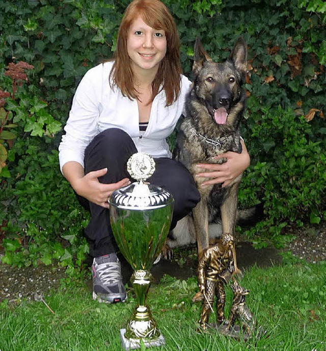 Diana Mitternacht hat mit ihrer Hndin...ferhunde den Universalpreis gewonnen.  | Foto: Sarah-Lena Stein