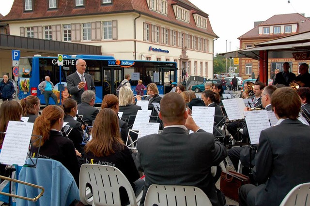 Einweihung zentraler Busbahnhof, ZOB &#8211; wenn Busse fuhren, wurde es eng  | Foto: Sylvia-Karina Jahn