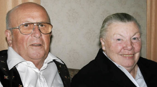 Seit 50 Jahren verheiratet: Irmgard und Siegfried Sparenberg.  | Foto: Martina Faller