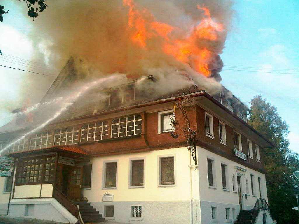 Das Hotel Römerhof in Grafenhausen ist abgebrannt. Das Hotel Römerhof in Grafenhausen ist abgebrannt.