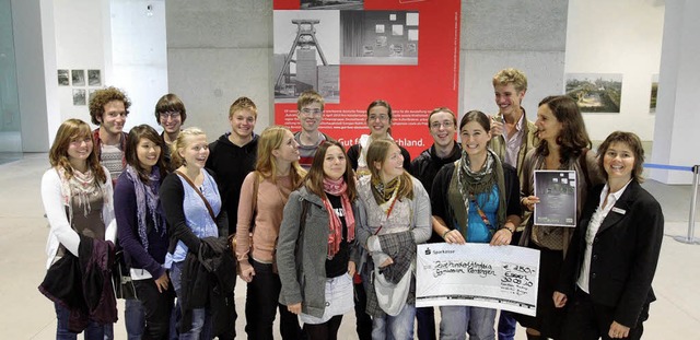 Ein Geldpreis fr die Klassenkasse und...ttbewerb der Sparkassen-Finanzgruppe.   | Foto: Privat