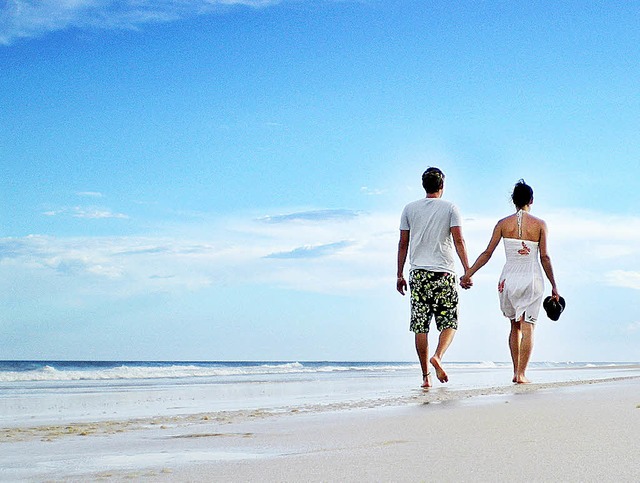 Zweisam am Strand: Das Urlaubsziel sol... sind Streit und Stress programmiert.   | Foto: photocase.de/oliver schatz