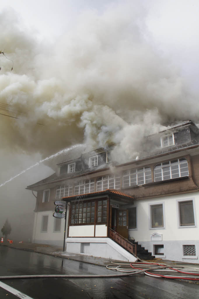 Das Hotel Römerhof in Grafenhausen ist abgebrannt. Das Hotel Römerhof in Grafenhausen ist abgebrannt.