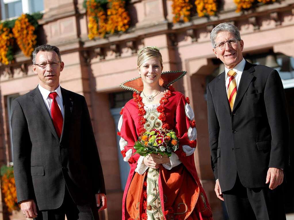 2009: Marion I. mit OB Mller (rechts) und Michael Binder vom E-Werk (links)