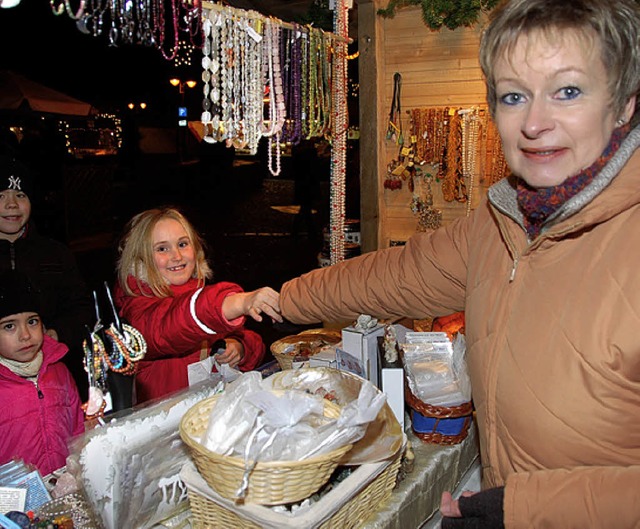 In Breisach gibt es in diesem Jahr nur den sogenannten Dauerweihnachtsmarkt.  | Foto: stein