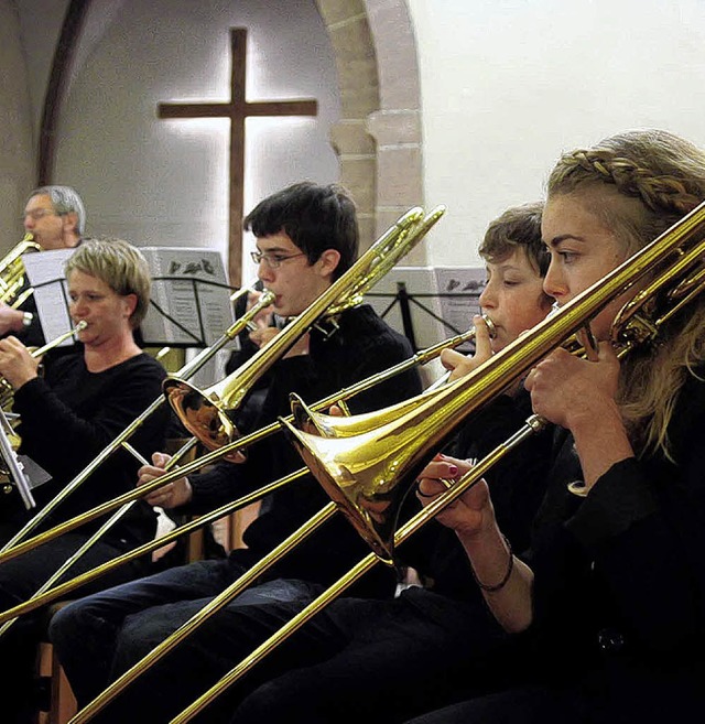 Viele junge Musiker bereichern die Rnge  | Foto: Wolfgang Knstle