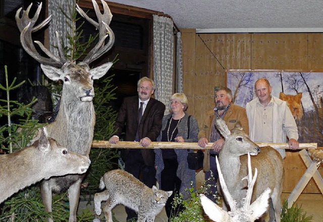 Das Diorama mit heimischen Wildtieren kann im Kurhausfoyer bewundert werden.   | Foto: ute aschendorf