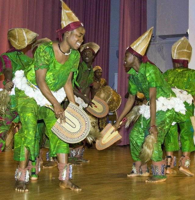 Tanz voll Anmut, Energie und Freude:  ...im Auftritt im Kurhaus in Kirchzarten   | Foto: Philip Quarcoo