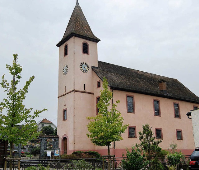 Nach dem historischen Tiefstand dieses...ion in die evangelische Kirche gehen.   | Foto: KLAUS BERGER