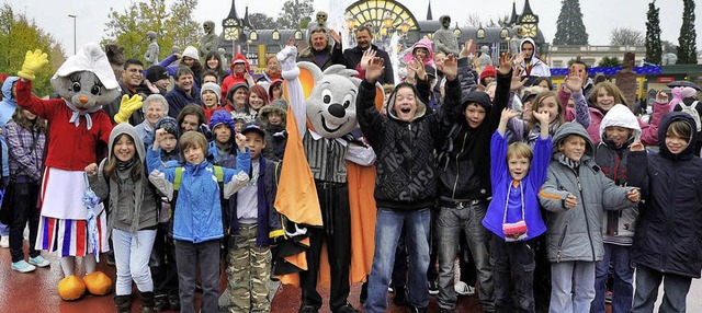 Der Europa-Park hatte 60 Waisenkinder eingeladen.   | Foto: Europa-Park