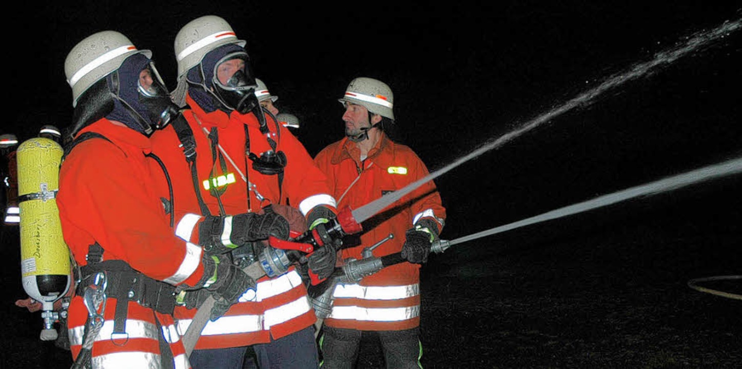 Das Lschwasser floss, damit hat der n...uerprobe im wahrsten Sinne bestanden.   | Foto: Christiane Sahli