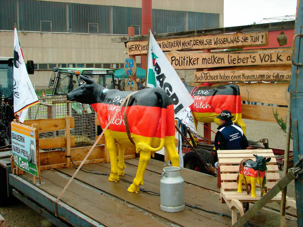 Mit originellen Motivwagen kamen die Bauern aus dem Dreisamtal nach Straburg.