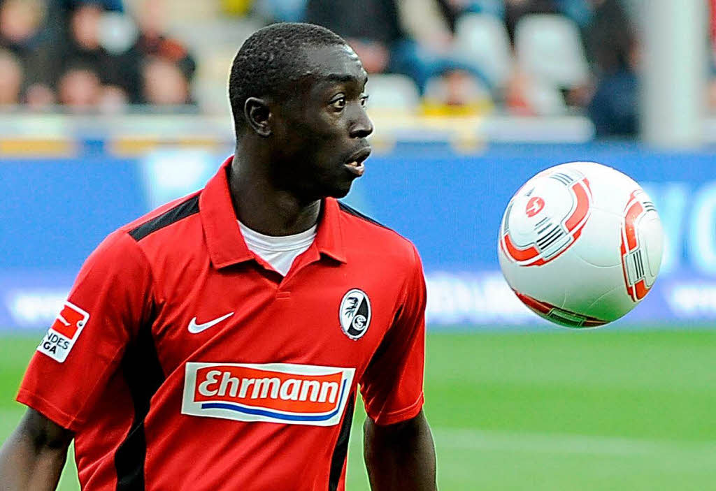 Der SC Freiburg siegt gegen Kaiserslautern 2:1.