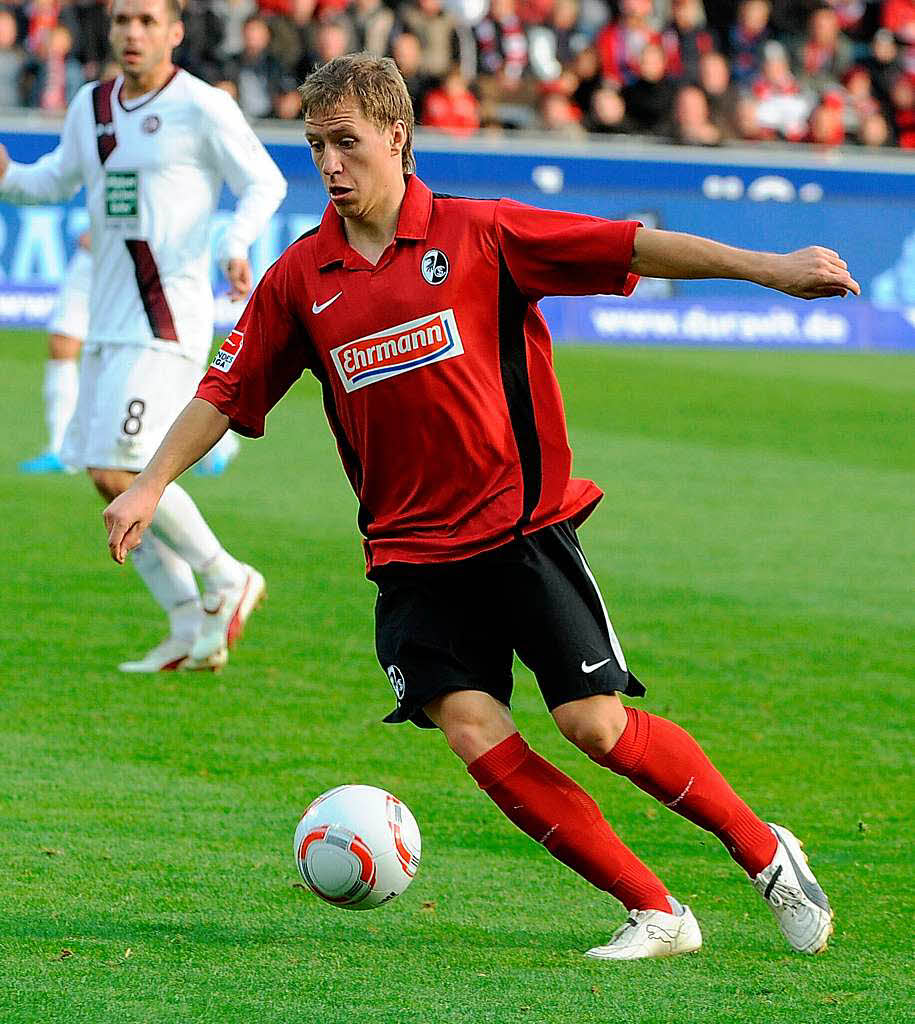 Der SC Freiburg siegt gegen Kaiserslautern 2:1.