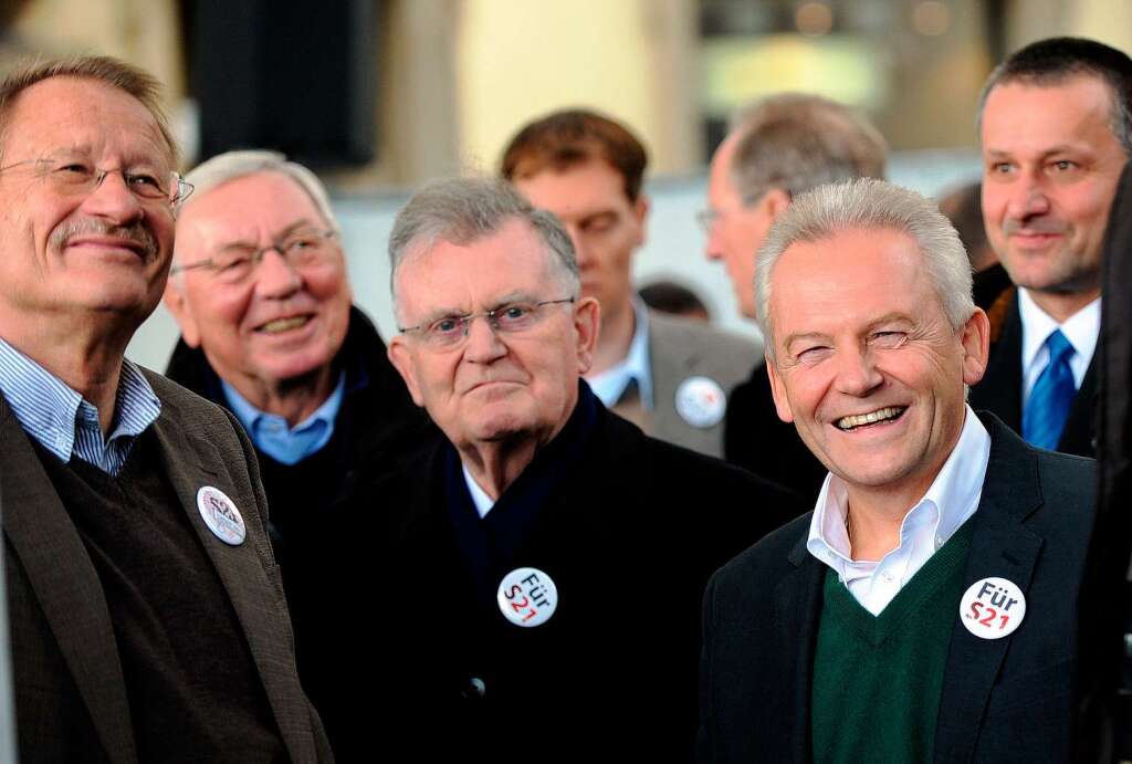 Prominente Befrworter: Wolfgang Drexler, Udo Andriof (Ex- und aktueller S21-Sprecher), Altministerprsident Erwin Teufel und Bahnchef Rdiger Grube (von links).