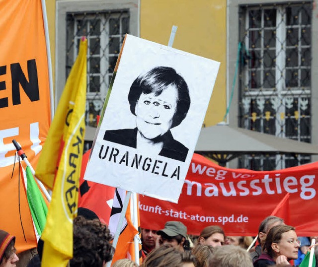Bund unf fantasievoll: Protestplakate ...er Demo am Samstag in der Innenstadt.   | Foto: Rita Eggstein