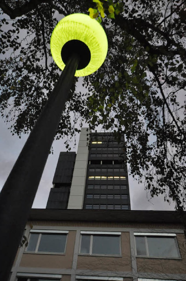 Die Stadt will jetzt Strom sparen. Daf...tand ffentlicher Gebude untersucht.   | Foto: Barbara Ruda