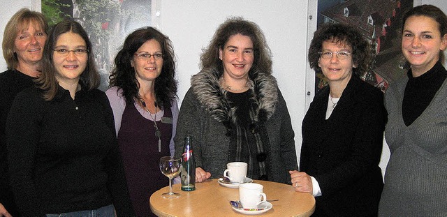 Mitarbeiterinnen der Volksbank schilde... sie Familie und Beruf vereint haben. | Foto: Privat Mitarbeiterinnen der Volksbank schilde... sie Familie und Beruf vereint haben. | Foto: Privat