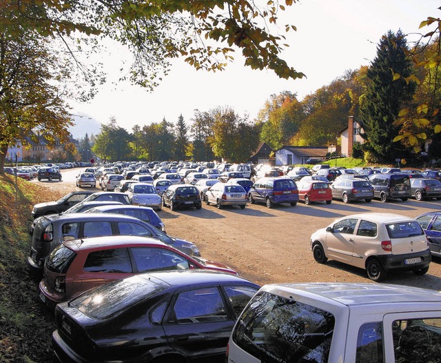 Komplett zugeparkt  ist der obere Chil...parken, gibt es bisher keinen rger.    | Foto: Huber