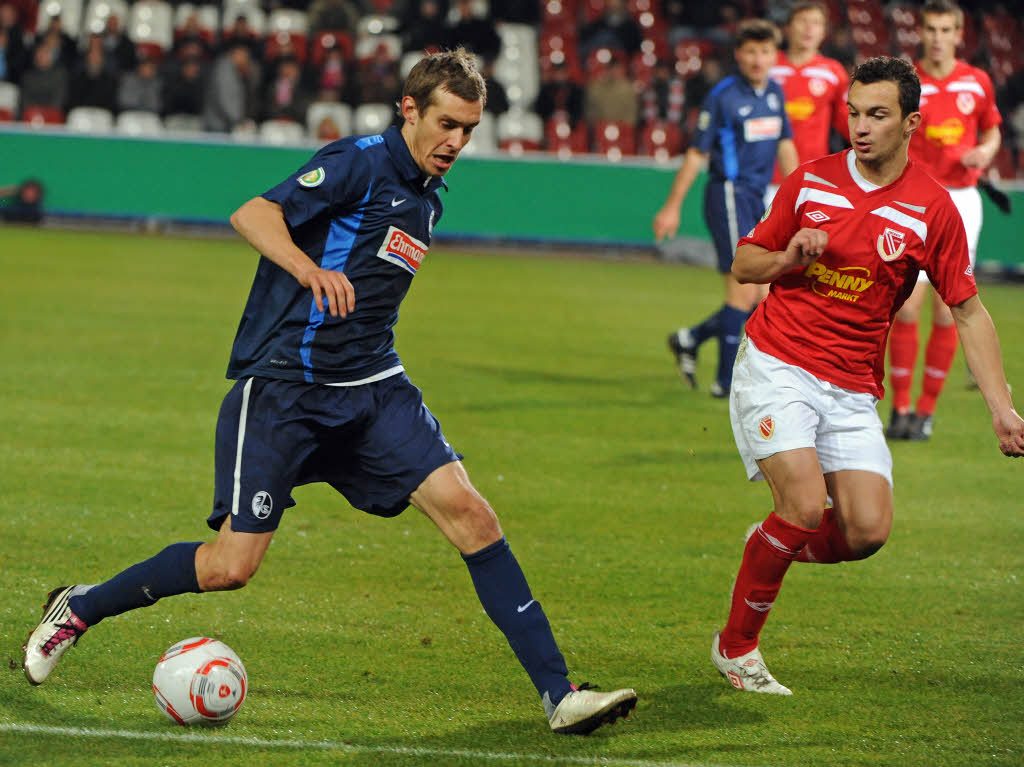 SC Freiburg unterliegt energie Cottbus in der zweiten Runde des im DFB-Pokals.