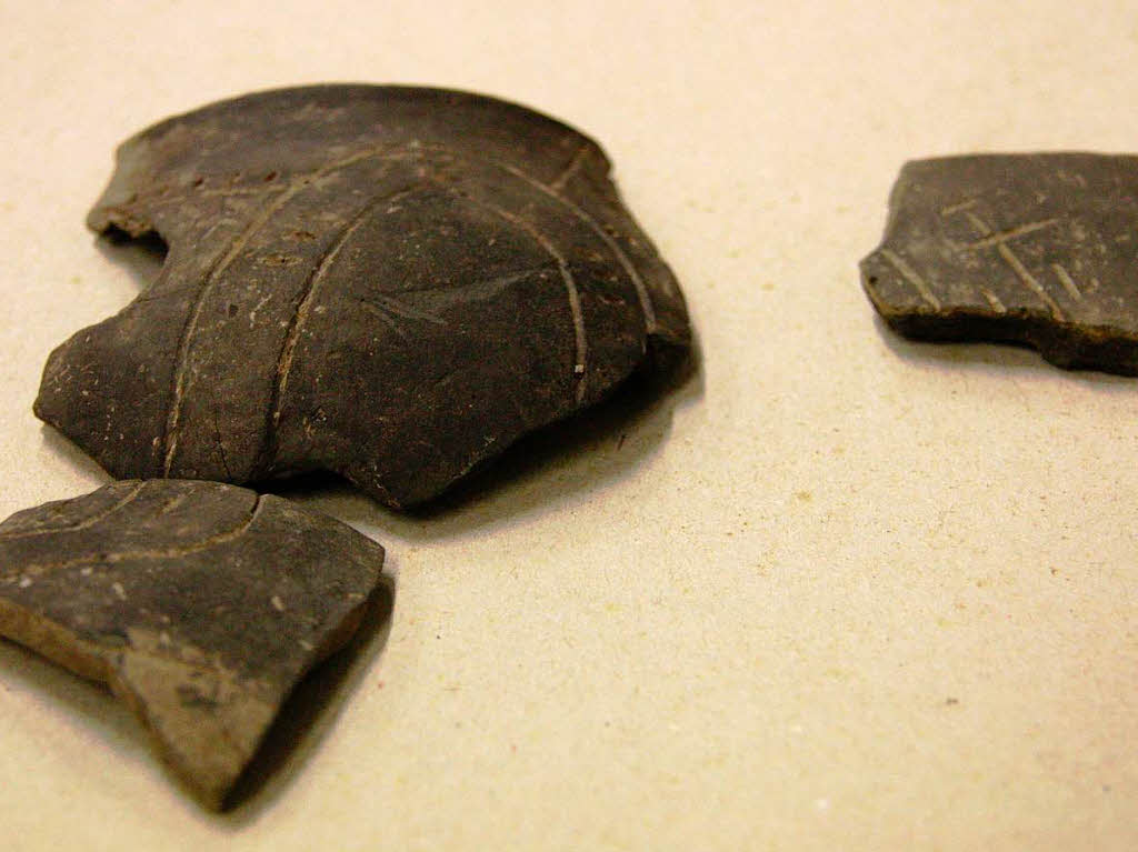 Keramikscherben mit Bandmuster, ca. 5000 v.Chr.