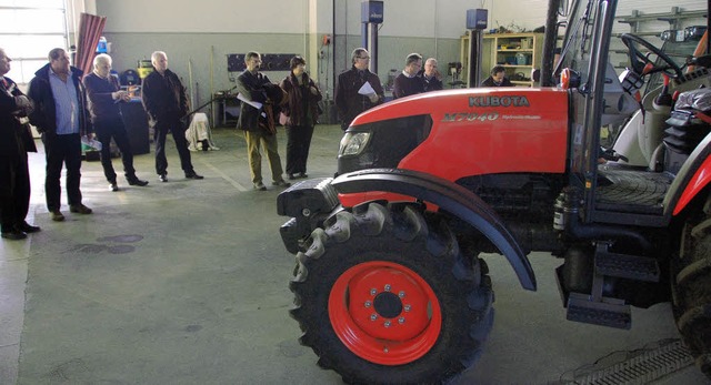 Nachdem der Werkhof bereits im Frhjah...n 85 PS starken Traktor anzuschaffen.   | Foto: SENF