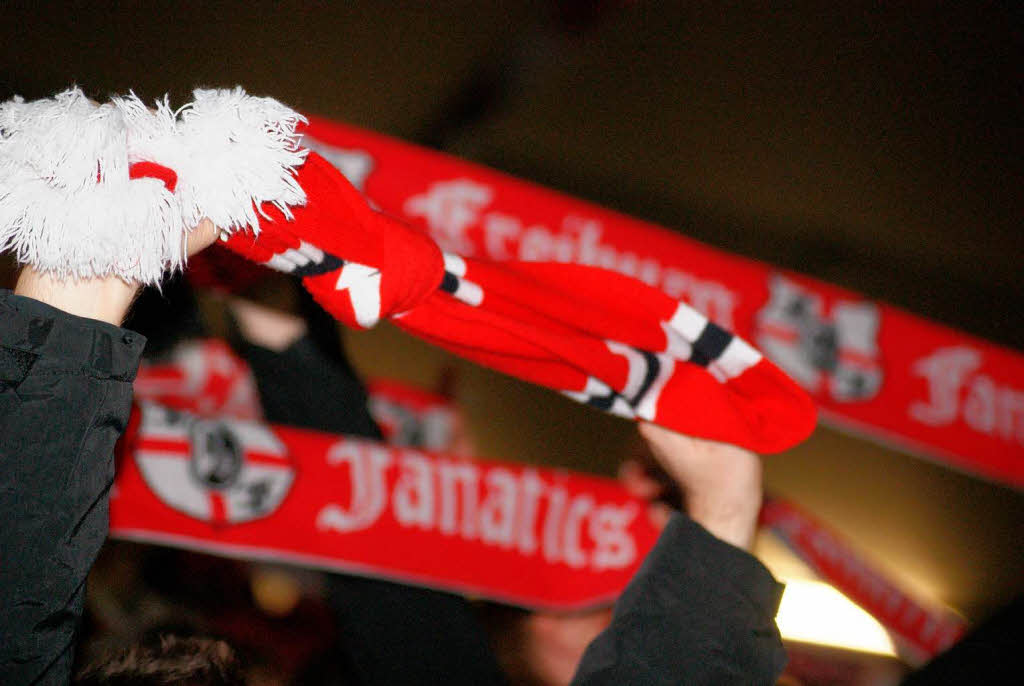 Besuch in München: Freiburger Fans in der Allianz-Arena. Besuch in München: Freiburger Fans in der Allianz-Arena.