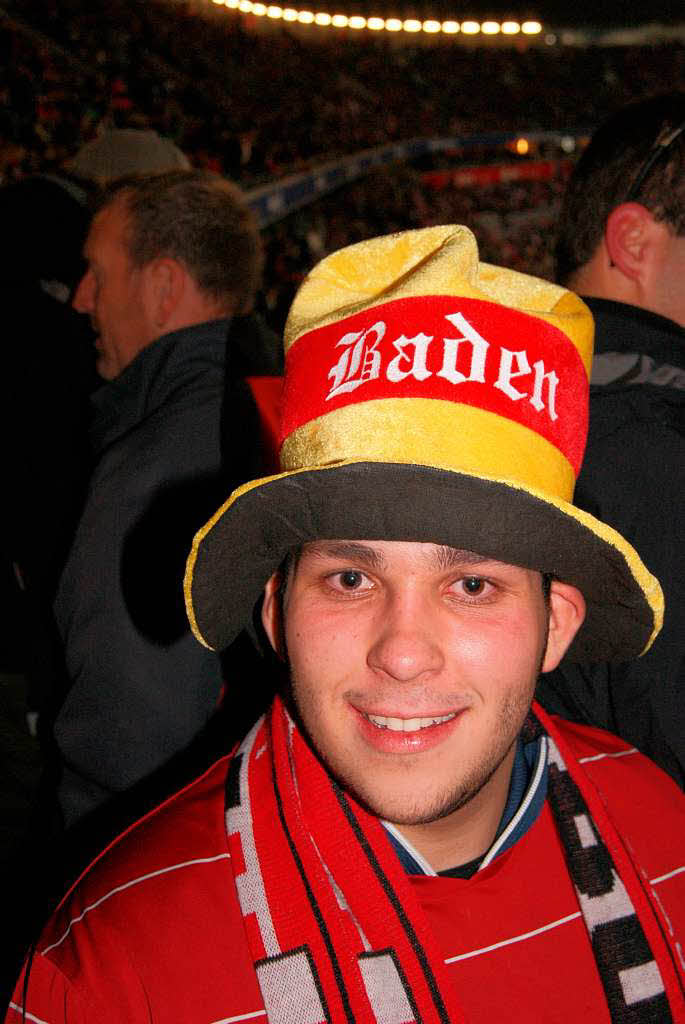 Besuch in München: Freiburger Fans in der Allianz-Arena. Besuch in München: Freiburger Fans in der Allianz-Arena.